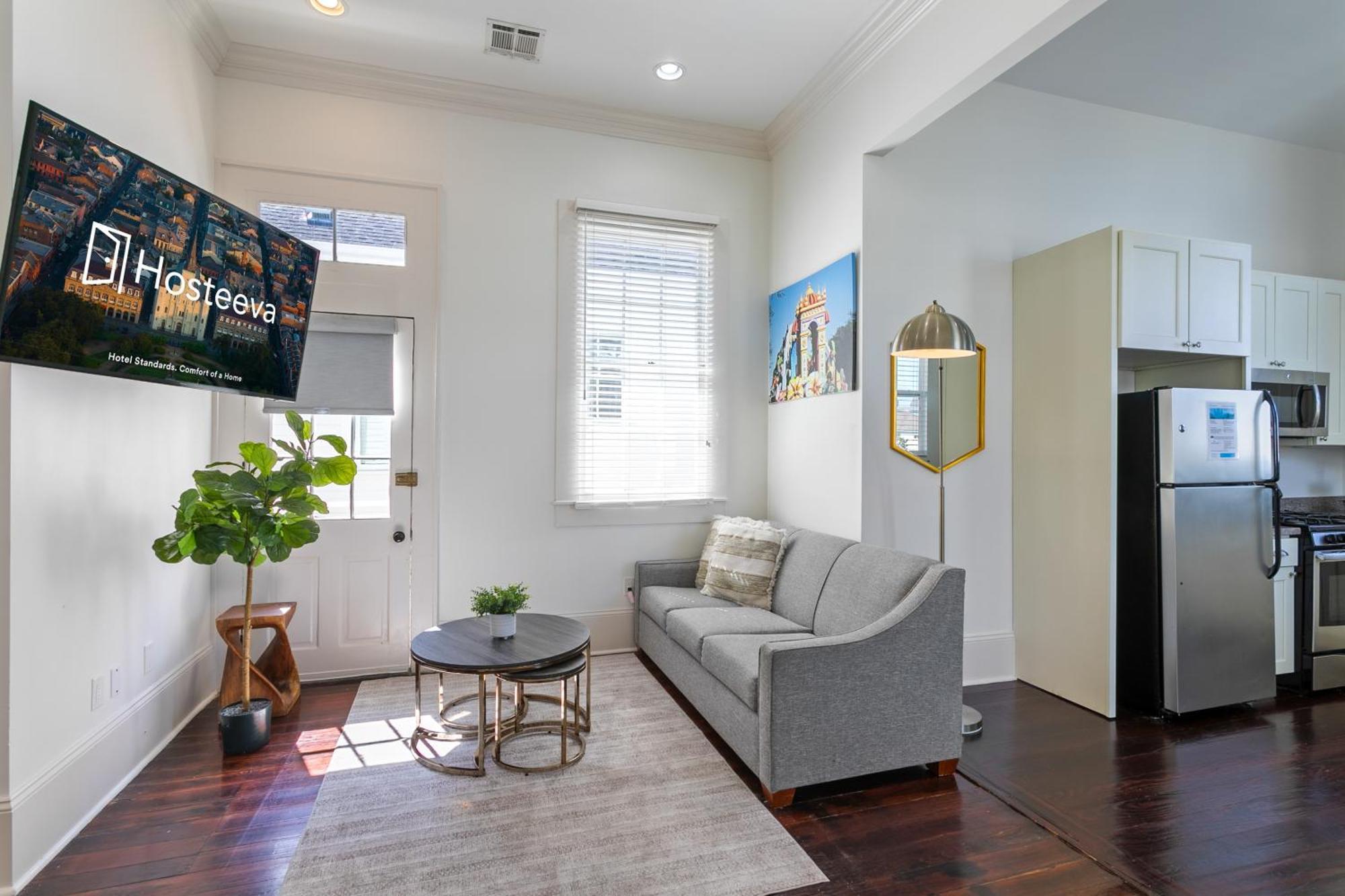 Charming 2Br On Carondelet By Hosteeva Apartment New Orleans Bagian luar foto