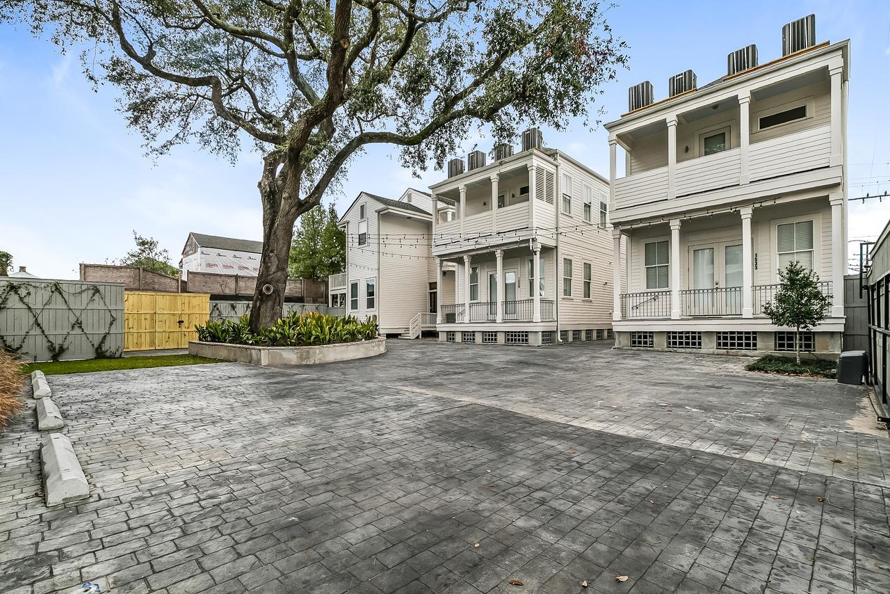 Charming 2Br On Carondelet By Hosteeva Apartment New Orleans Bagian luar foto